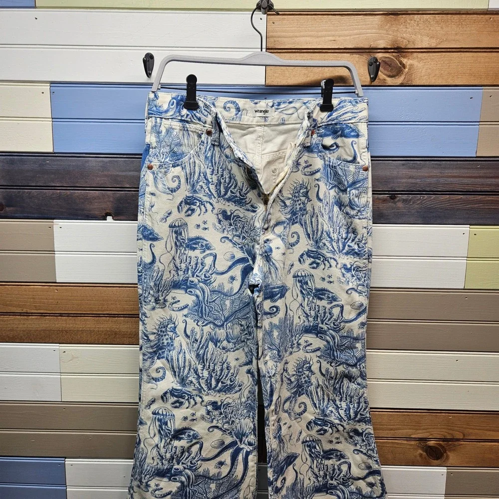 Wrangler Wanderer High Rise Flare Jeans Blue Sea Life Toile Print 29x34 Western - Picture 2 of 11